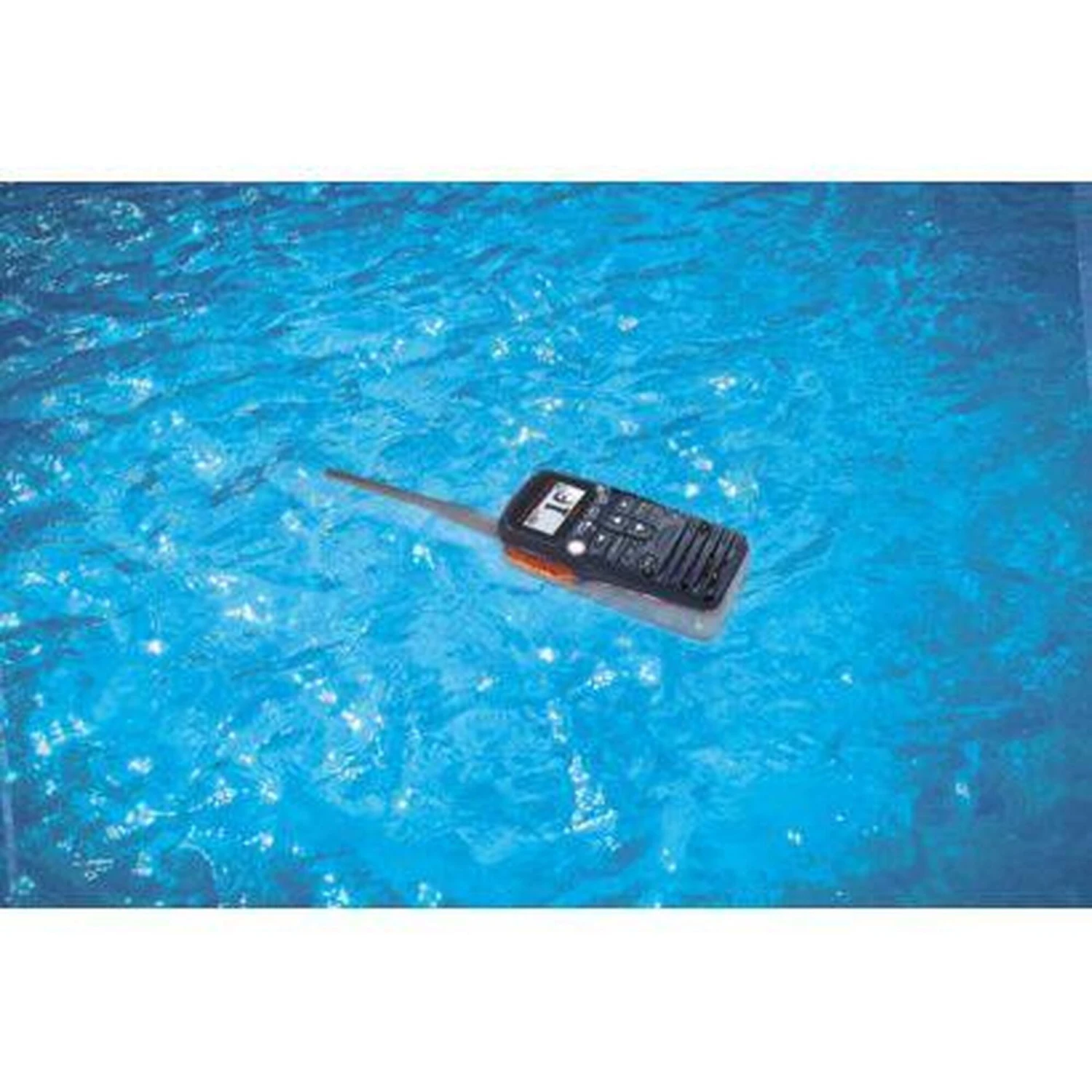 HX320E: VHF Portable étanche Flottante 6W Bluetooth 3 HX320E: VHF Portable étanche Flottante 6W Bluetooth – Image 3